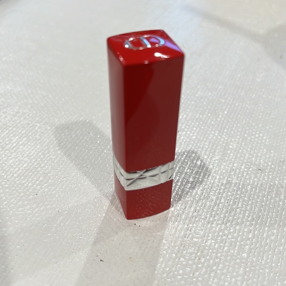 DIOR ULTRA CARE
Flower oil radiant lipstick - 808
